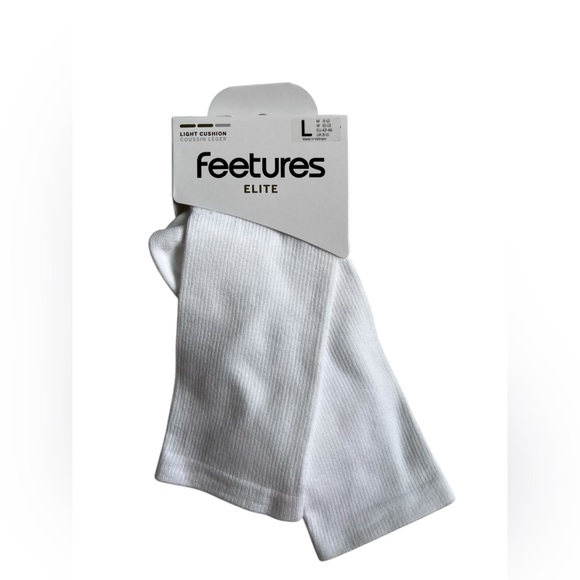 NWT Feetures Elite White Socks for Men - Picture 1 of 4